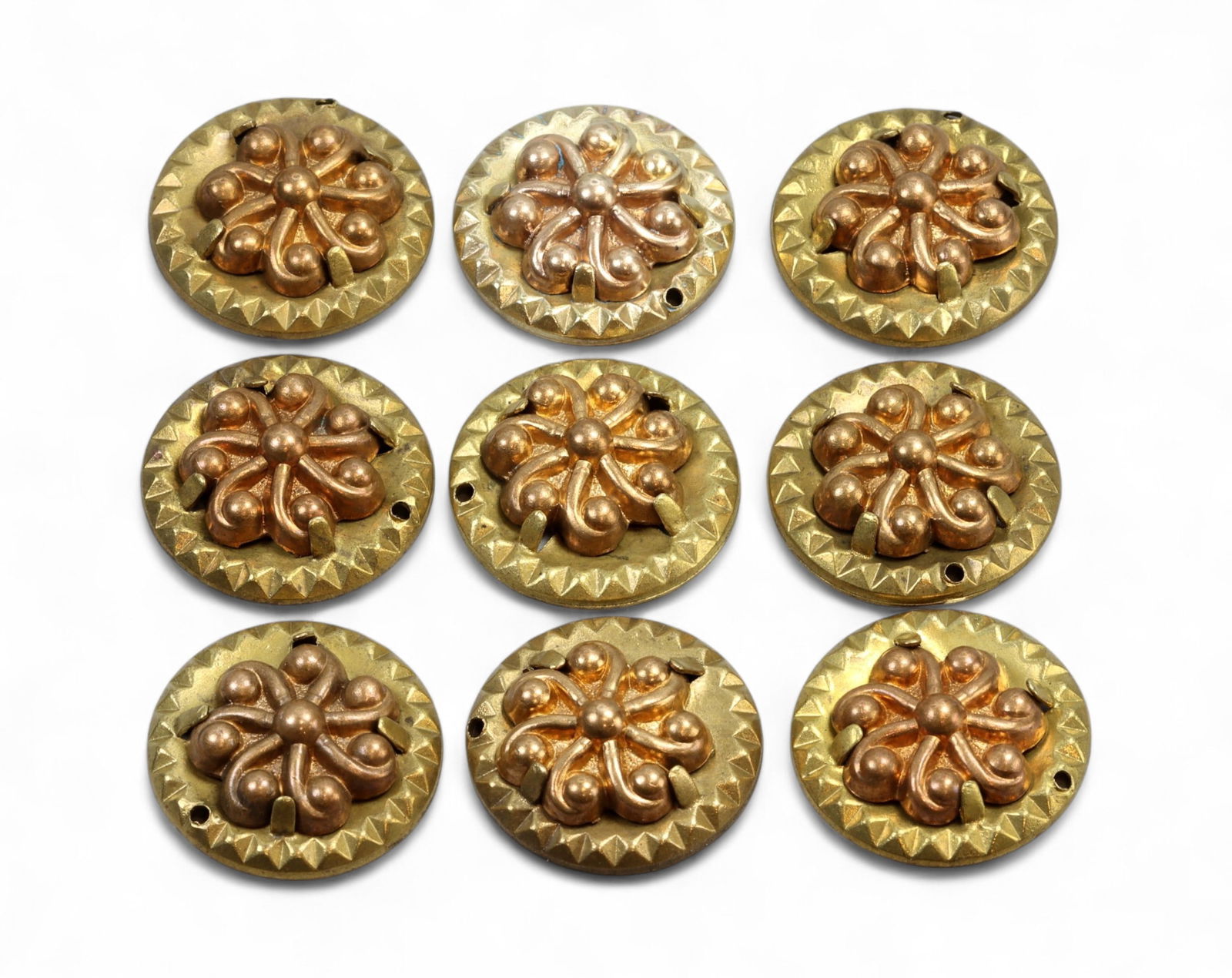 VINTAGE FINDINGS LOT: Rosette Medallions Dimensional Bloom Design, Brass & Copper Tones, 9pcs, 2.5cm (1 of 3)