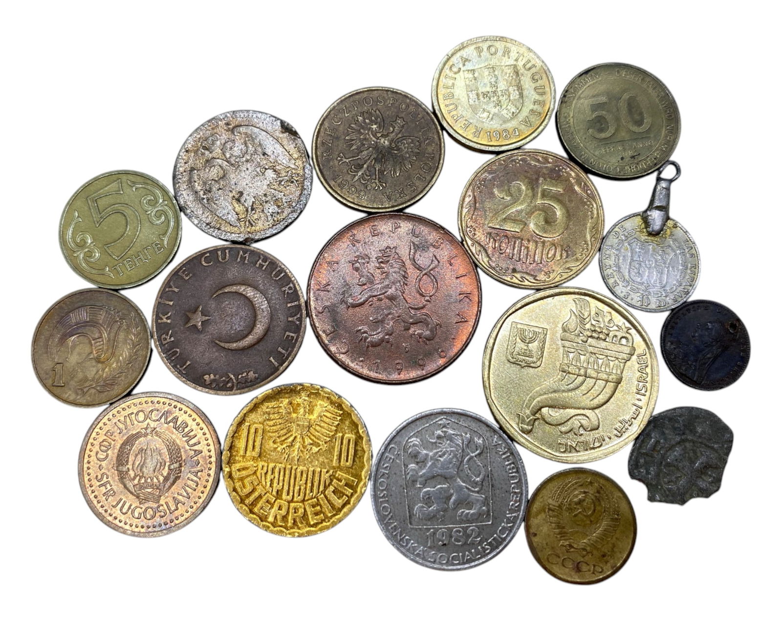 WORLD: Mixed Nations - 17 Coin Lot, Various Denominations, 1850-2014 (12-24mm) (1 of 3)