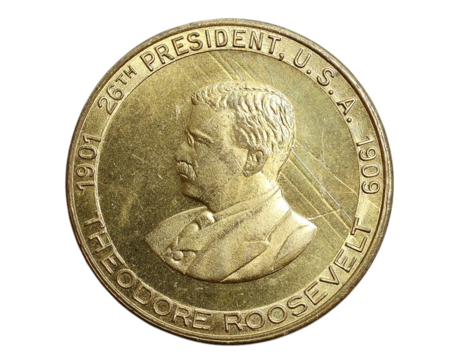 UNITED STATES: Theodore Roosevelt - Bronze Presidential Medal, 1901-1909 (26mm): This 26mm bronze medal pays tribute to Theodore Roosevelt, the 26th President of the United States and one of the most dynamic figures in American political history. The obverse showcases a left-facin