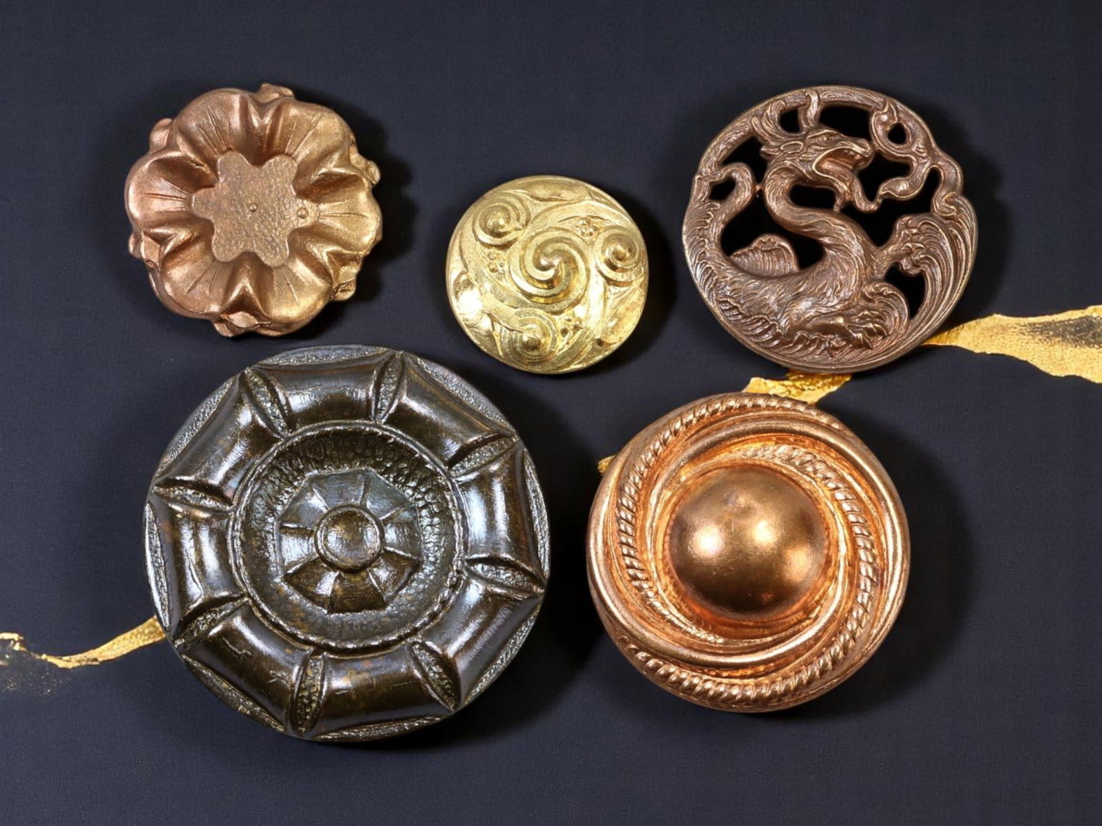 MIXED ERA: Decorative Mount Lot - Florals, Mythical Creatures & Sculptural Forms, 1.5-3cm (5 pcs) (1 of 2)