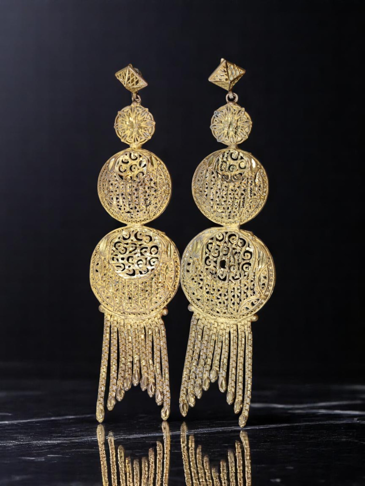 VINTAGE BOHEMIAN: Earrings - Multi-Disk Filigree Drops with Chain Fringe, Goldtone (14.5cm): A dramatic pair of elongated vintage earrings composed of stacked openwork disks in ornate filigree patterns, descending into long, articulated chain fringe. The goldtone finish enhances the dimension