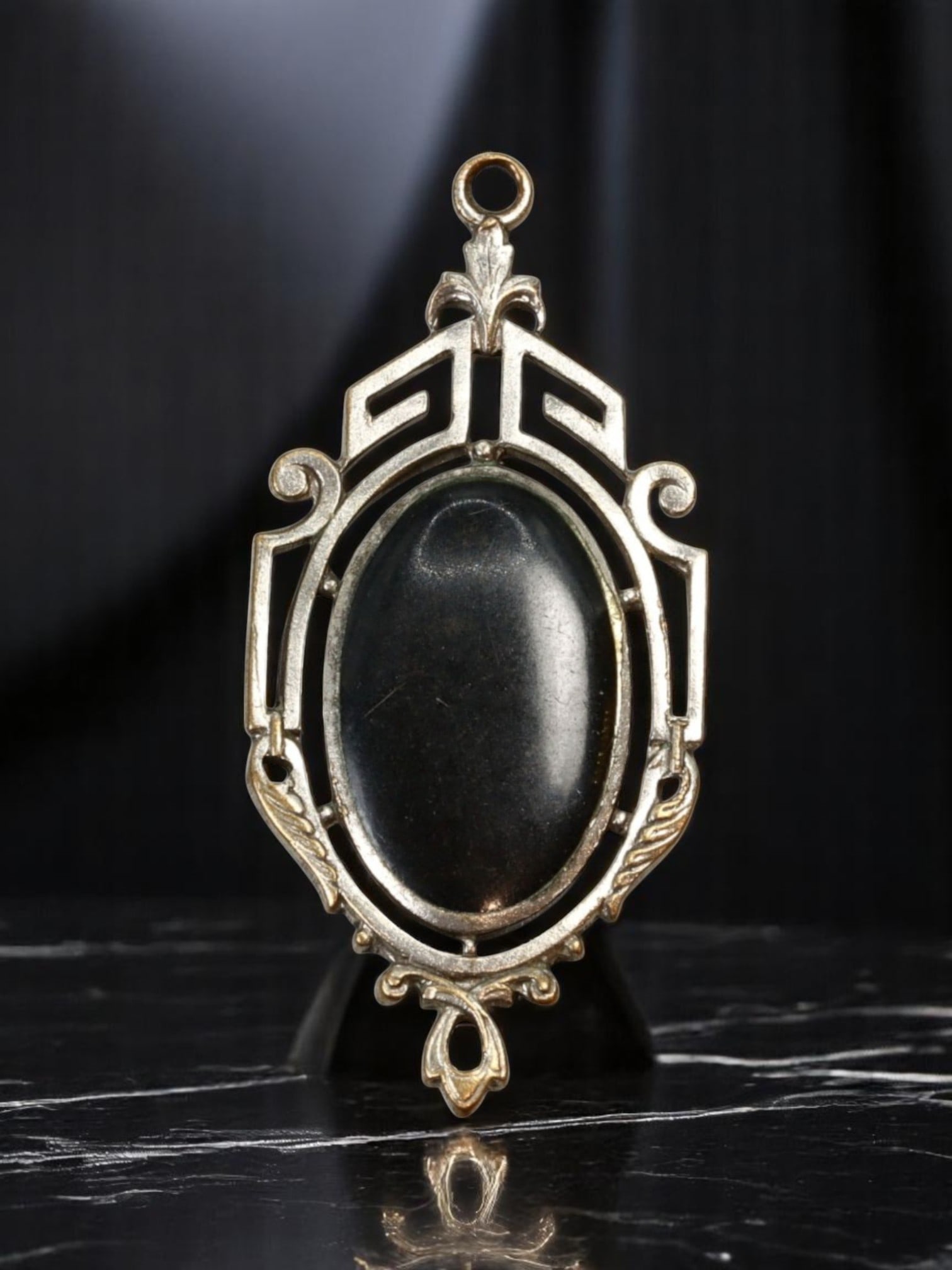 ART DECO ERA: Pendant - Geometric Frame with Black Cabochon, Silvertone (4x2cm, 3g) (1 of 2)
