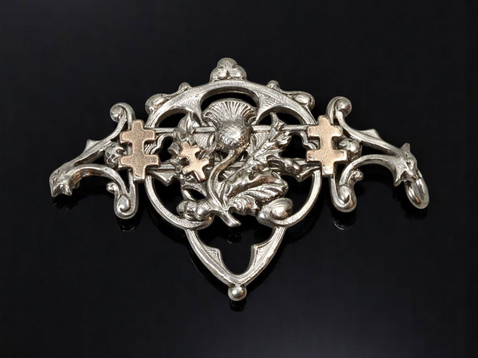 GOTHIC REVIVAL: Silver Ornament - Heraldic Thistle & Crosses, Pierced Frame (2.7g, 3.5x2.5cm) (1 of 2)
