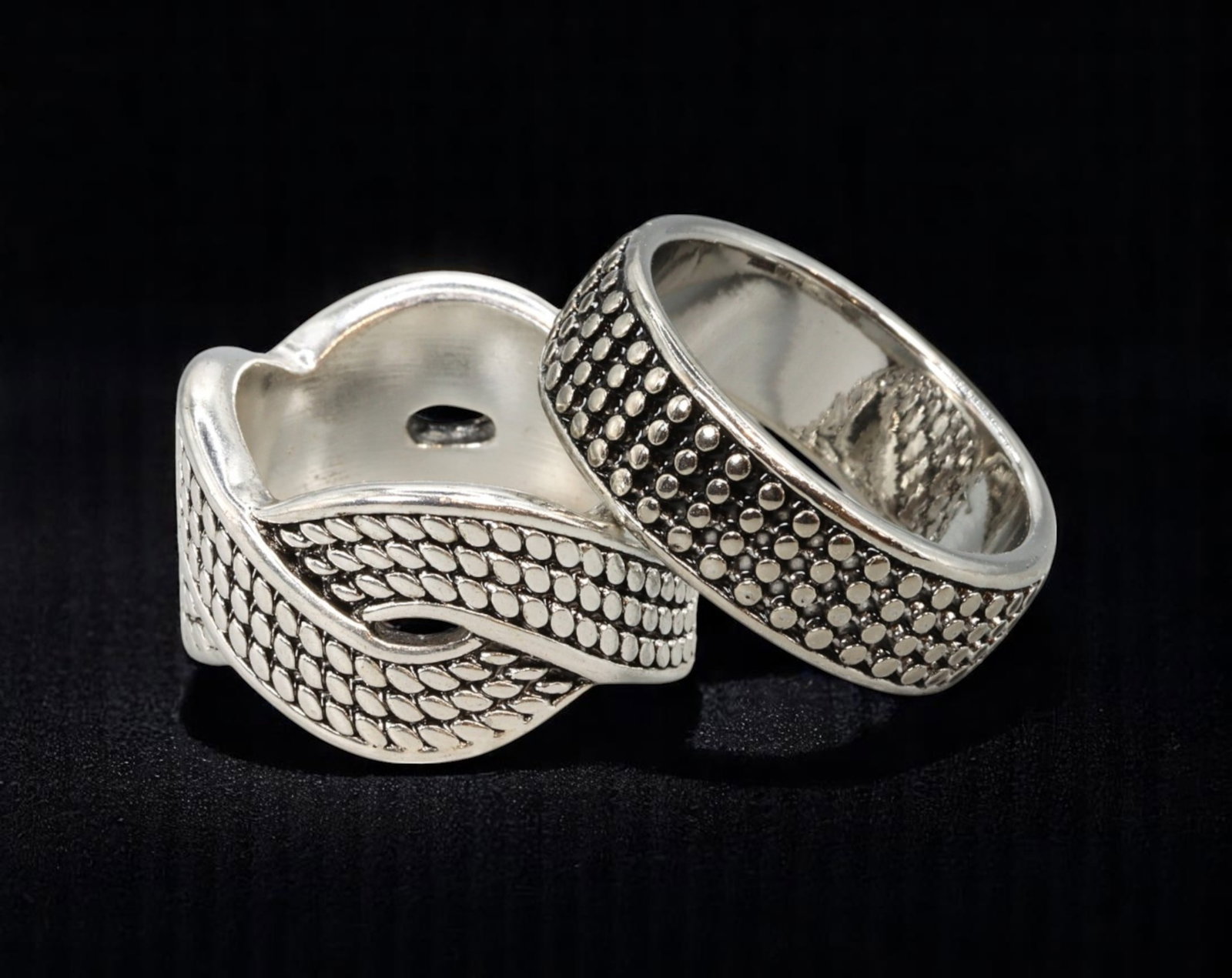 VINTAGE BOLD STATEMENT ERA: Textured Band Ring Set - Snake Scale & Dot Relief, Size 9, 11 US (1 of 1)