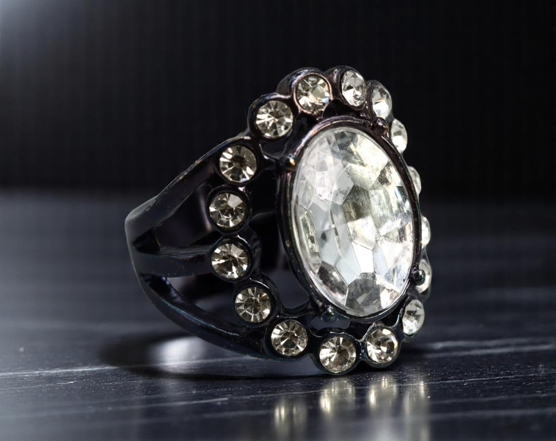 VINTAGE STATEMENT STYLE: Oval Halo Ring - Faceted Clear Center with Blackened Split Shank, 7.5 US (1 of 2)