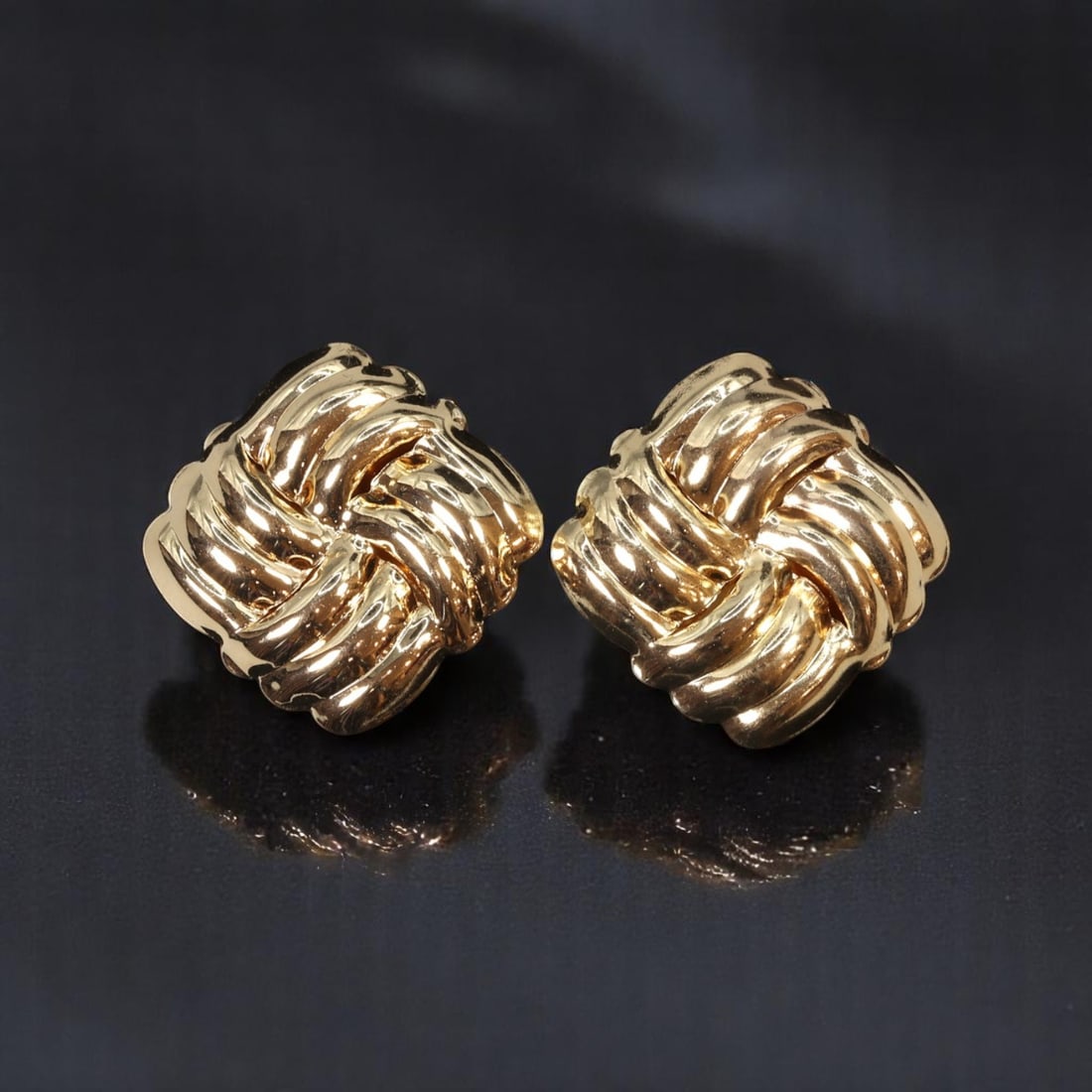 VINTAGE MID-CENTURY: Stud Earrings - Woven Knot Motif, Goldtone Finish 2.2cm: From an estate collection, these mid-century vintage stud earrings feature a dimensional woven knot motif in polished goldtone. Their compact yet sculptural form nods to 1950s-60s fashion jewelry, ide