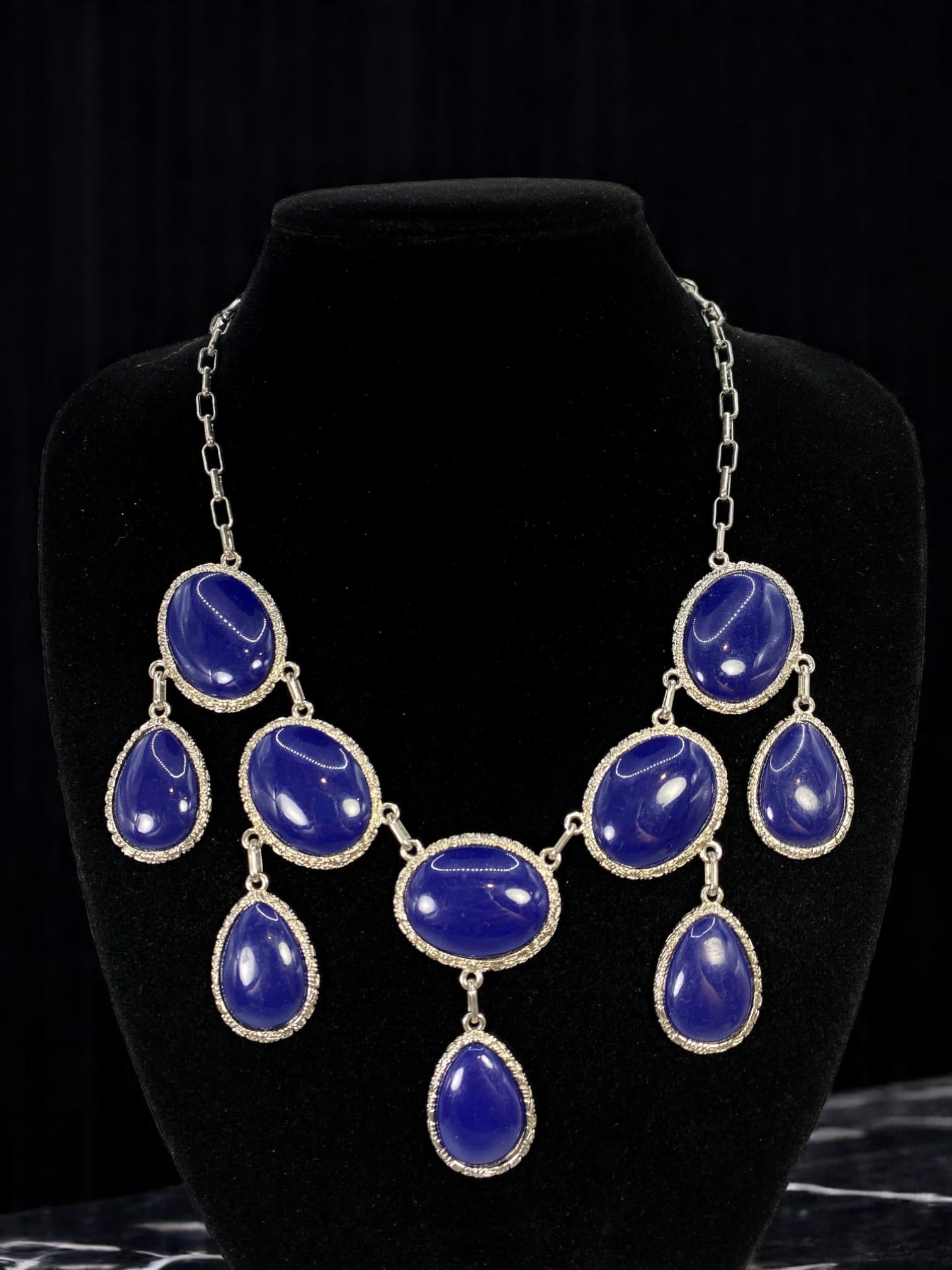 COLDWATER CREEK VINTAGE ESTATE: Necklace - Blue Cabochon Stones, Silvertone Frames, Drop Design 48cm: From an estate jewelry collection, this vintage Coldwater Creek necklace presents a striking cascade of bold blue cabochon-like stones. Set in textured silvertone frames, the multi-drop arrangement cr