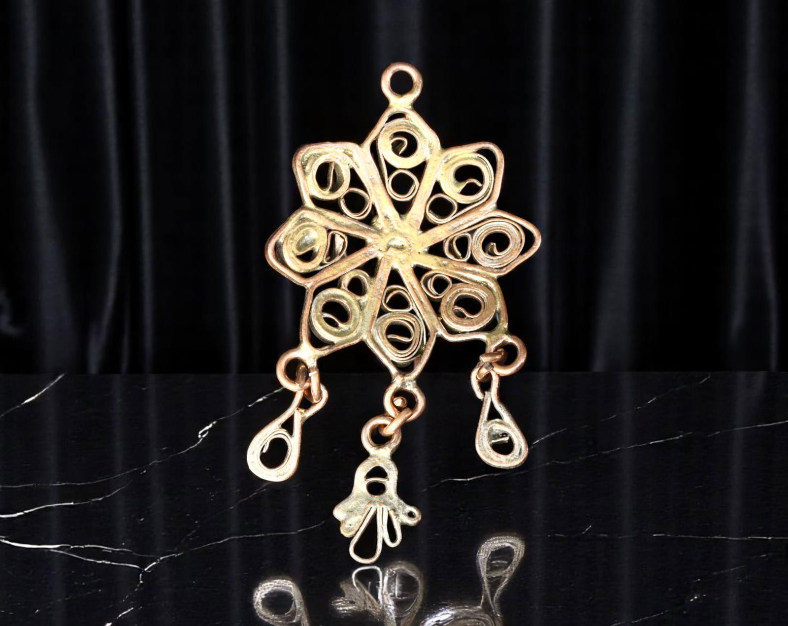 VINTAGE ARTISTIC MODERN: Openwork Pendant - Spiral Filigree Motif, Goldtone (4.5 x 2.5 cm): A distinctive artistic pendant showcasing bold openwork craftsmanship in an abstract spiral and geometric floral motif. This vintage piece is crafted in rich goldtone metal, with three dangling teardr