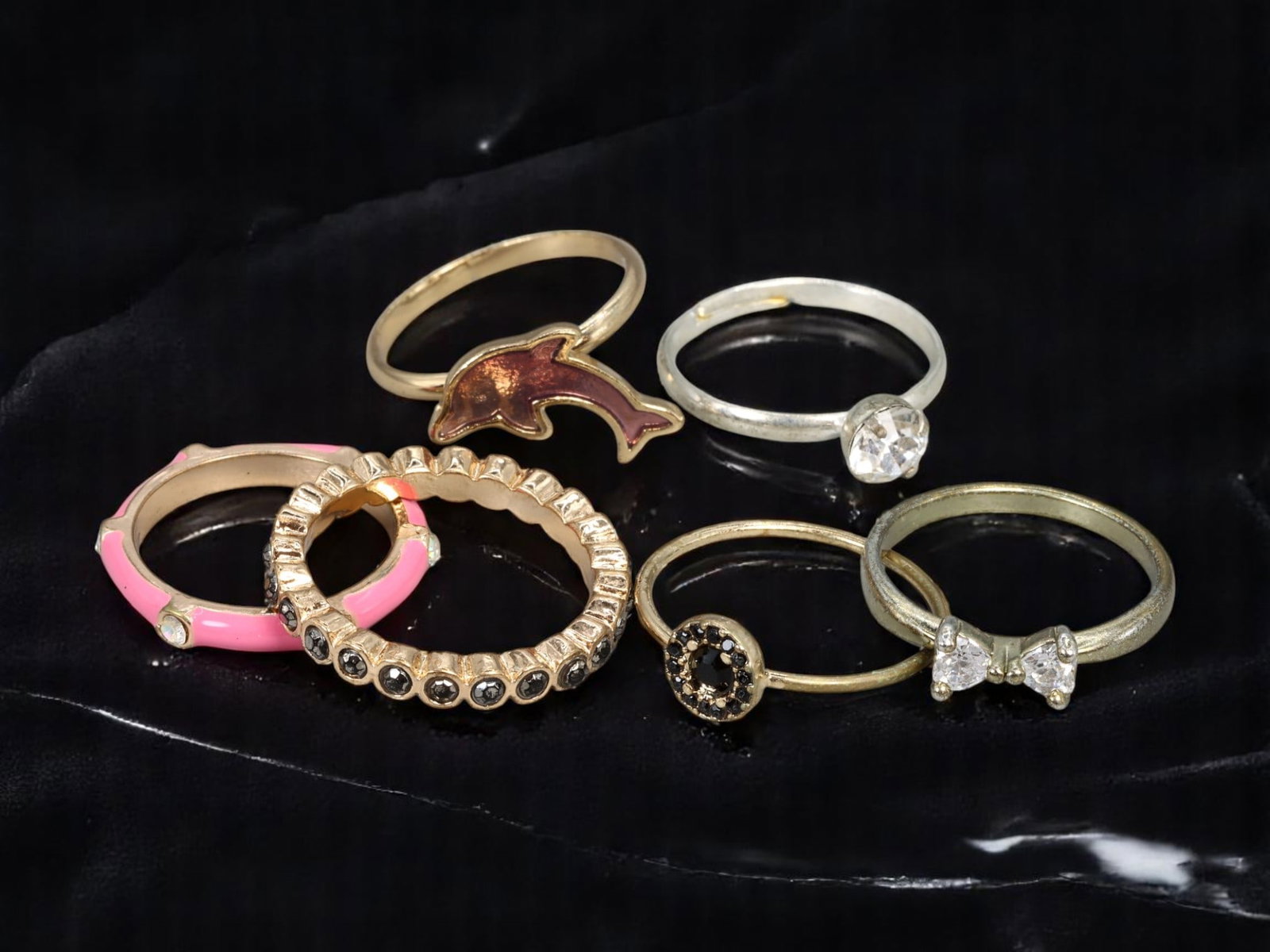 Ring Lot - 6 pcs, Dolphin, Bow, Enamel & Stackable Bands, Mixed Tones, Sizes 7 - 9 US: A fun and youthful assortment of six vintage to vintage-inspired rings featuring playful motifs and stacking styles. The lot includes a goldtone dolphin-shaped ring with enamel body, a silvertone soli