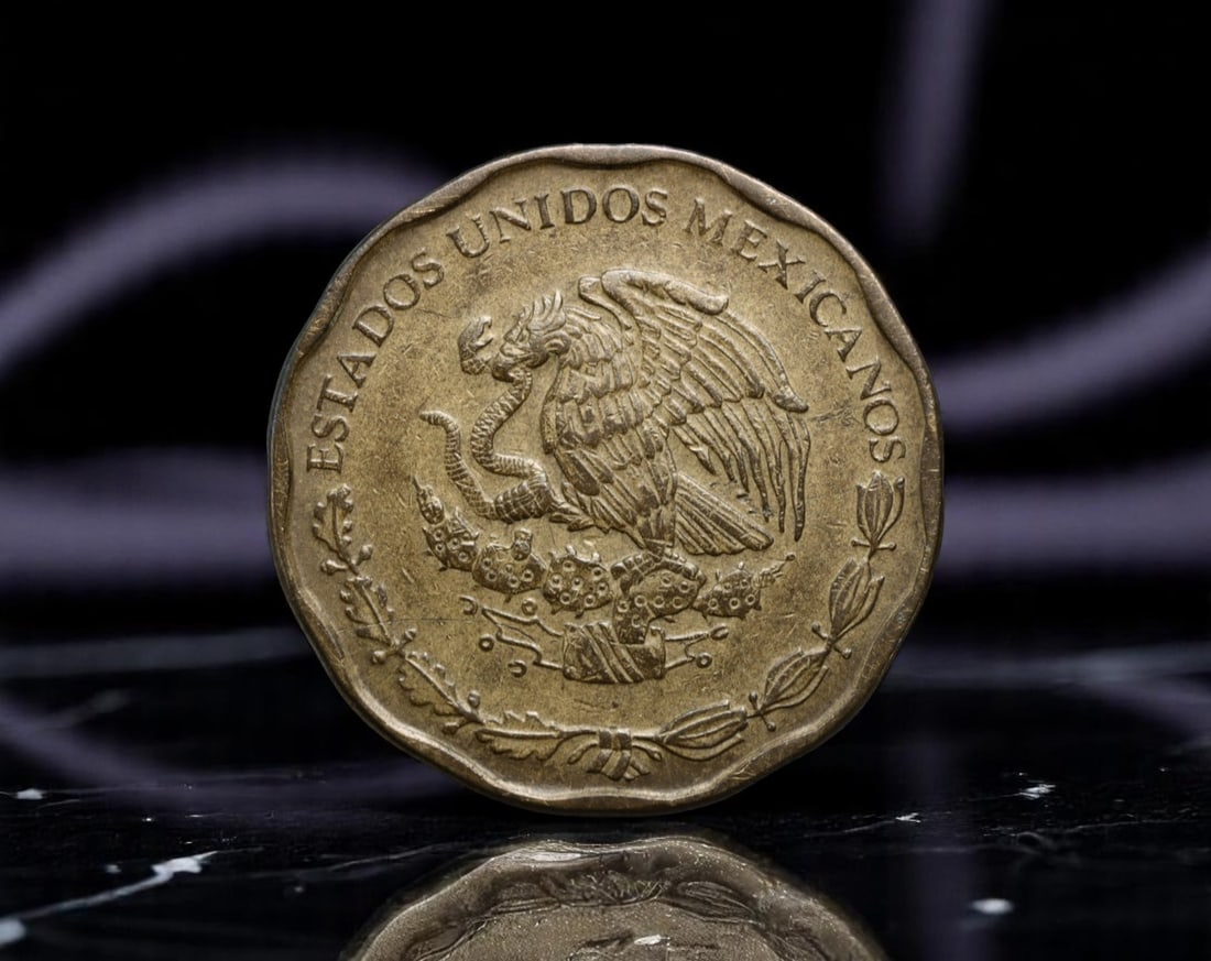 MEXICO: National Identity - Aztec Motif 50 Centavos Coin, 2006 Mo, 21mm (1 of 2)