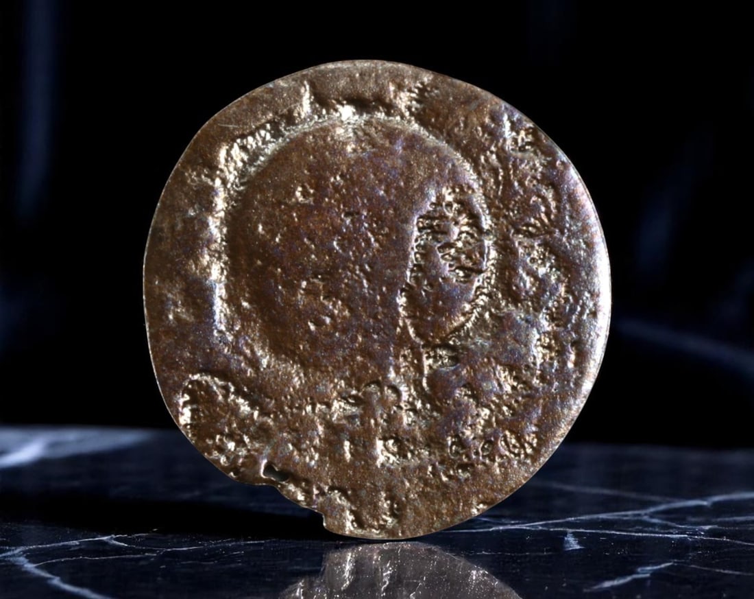 CATALONIA: Charles III Pretender - War of Spanish Succession Ardite Coin, 1709, 17mm: Struck during the volatile years of the War of Spanish Succession, this 1709 Ardite embodies Catalonia's defiance and political identity in the face of Bourbon centralization. Bearing the shield of th