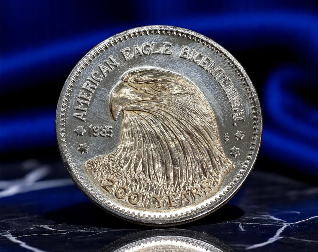 UNITED STATES: American Eagle - Bicentennial Double Eagle Commemorative Coin, 1985 (39mm) (1 of 2)