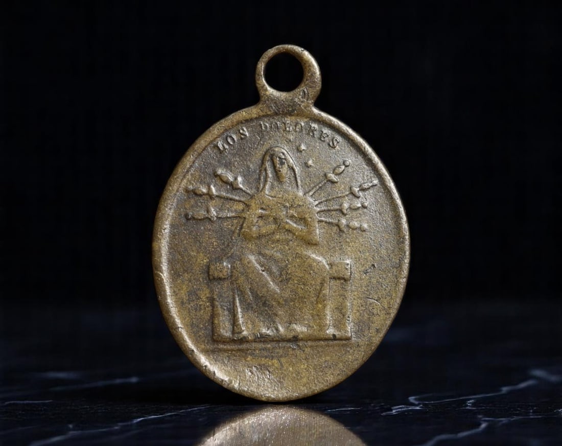 ITALY: Devotion of the Two Hearts - Sacred Hearts of Jesus and Mary Medal, Rome c.1910s, 23mm: Struck in Rome during the height of early 20th-century Catholic renewal, this devotional medal unites the twin symbols of sacred compassion: the flaming Heart of Jesus and the pierced Heart of Mary, i