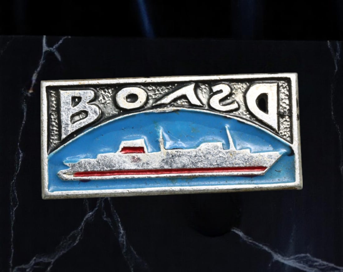 USSR: Black Sea Steamship Company Passenger Liner Badge, ca. 1960s-1970s, 27x12mm: This vibrant Soviet enamel badge pays tribute to the Black Sea Steamship Company, which operated passenger liners and cargo ships along the Soviet and international routes of the Black Sea. The design