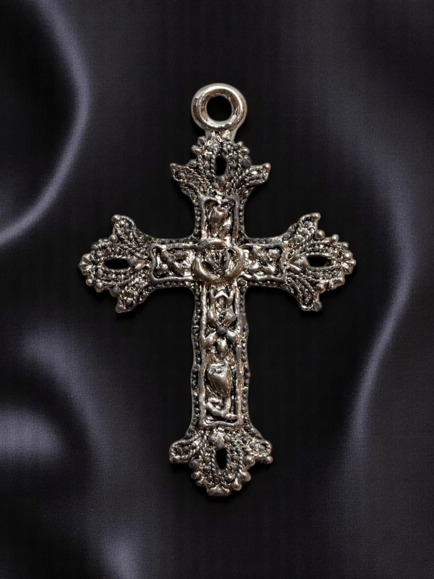 VINTAGE ORNATE CAST CROSS PENDANT - Baroque Relief with Openwork Ends, 4.3x2.8cm (1 of 2)