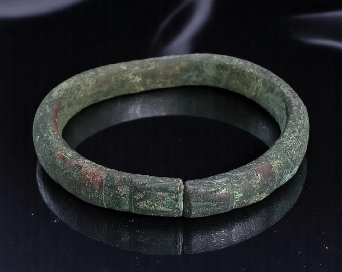 ANTIQUE: Ancient Bronze Bracelet - Segment-Joined Form with Flat Terminals, 8.5cm, 157g (1 of 3)