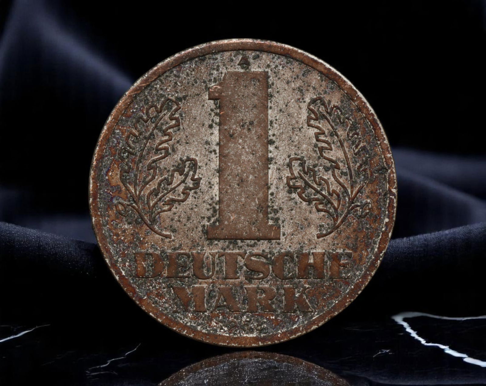 EAST GERMANY: Socialist Industry - DDR One Deutsche Mark Coin, 25mm (1 of 2)