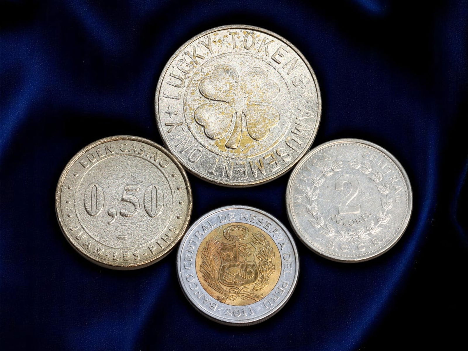AMERICAS & EUROPE: Gaming and National Identity - Mixed Coinage & Casino Tokens, 1994-2011, 22-30mm (1 of 2)
