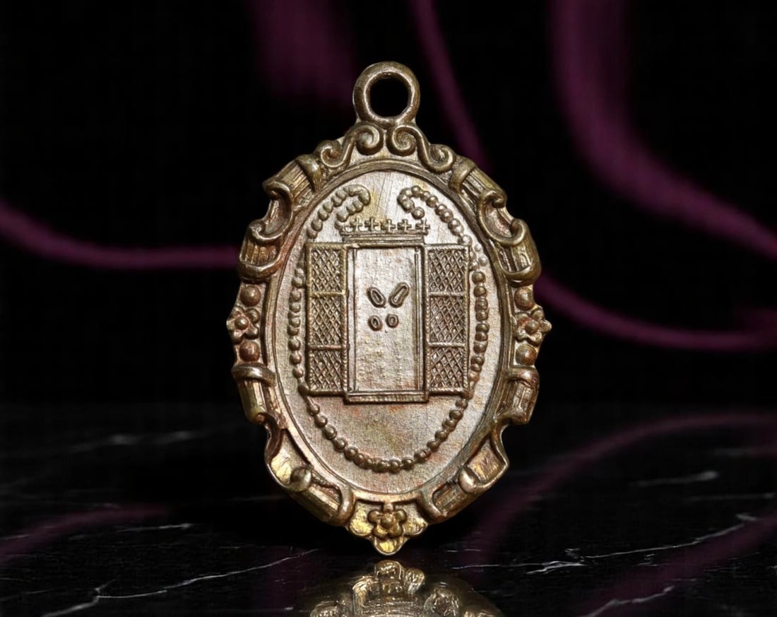 SPAIN: Ecclesiastical Nobility - Heraldic Devotional Medal with Cardinal Arms, ca. 20th Century, (1 of 2)