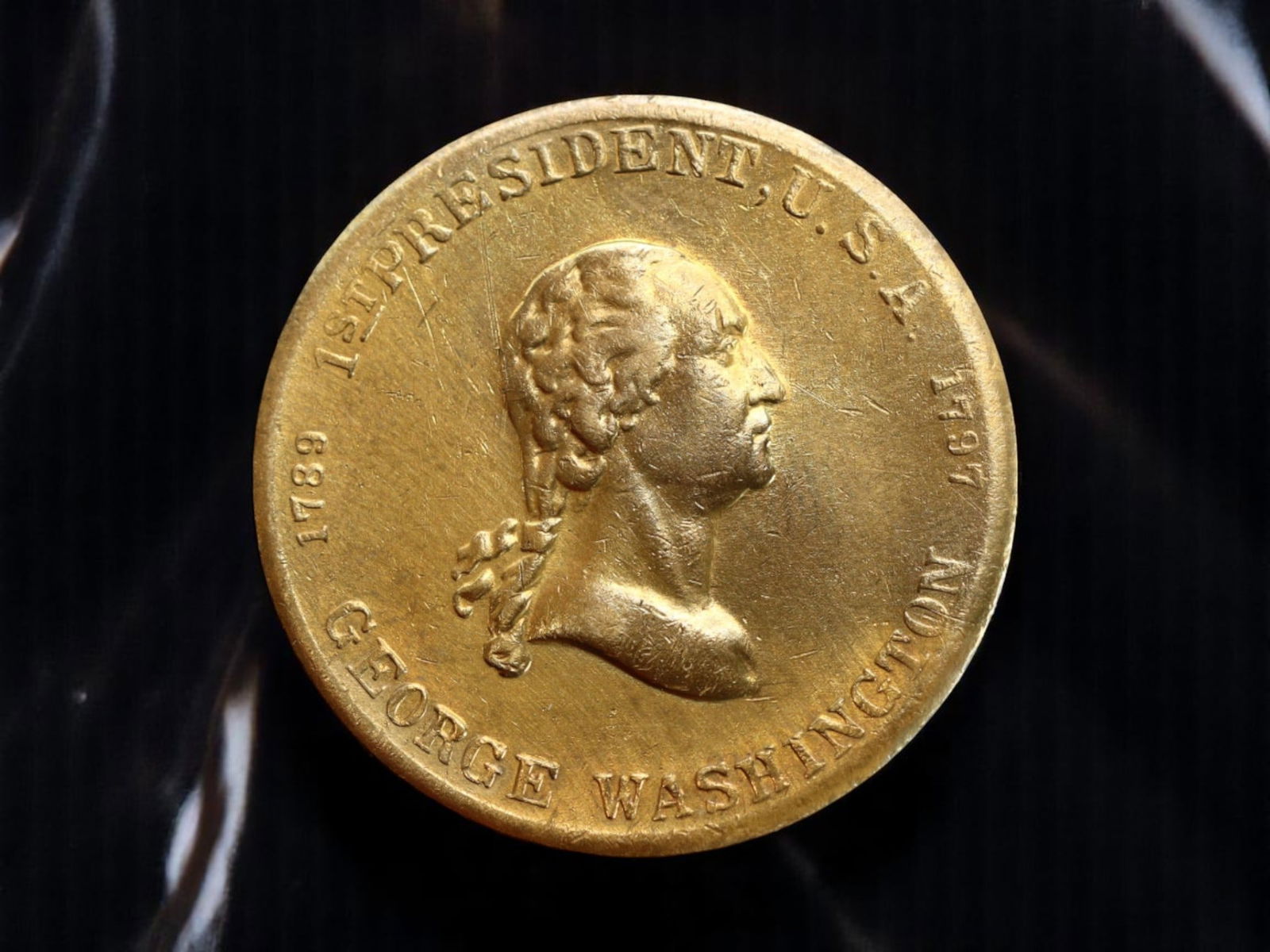 USA: George Washington - First President Commemorative Medal Coin, 1789-1797 (25mm) (1 of 2)