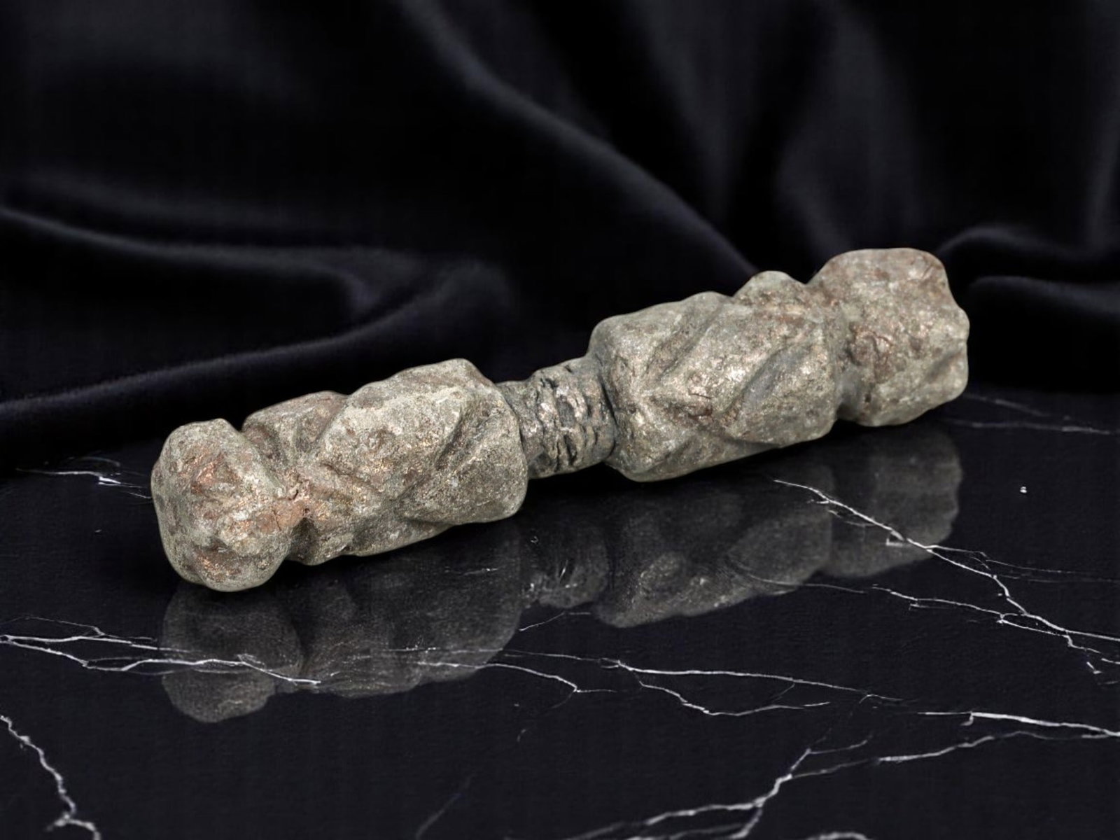 MEDIEVAL CAST LEAD Spindle Whorl or Decorative Weight - Faceted Form (3.3 cm) (1 of 2)