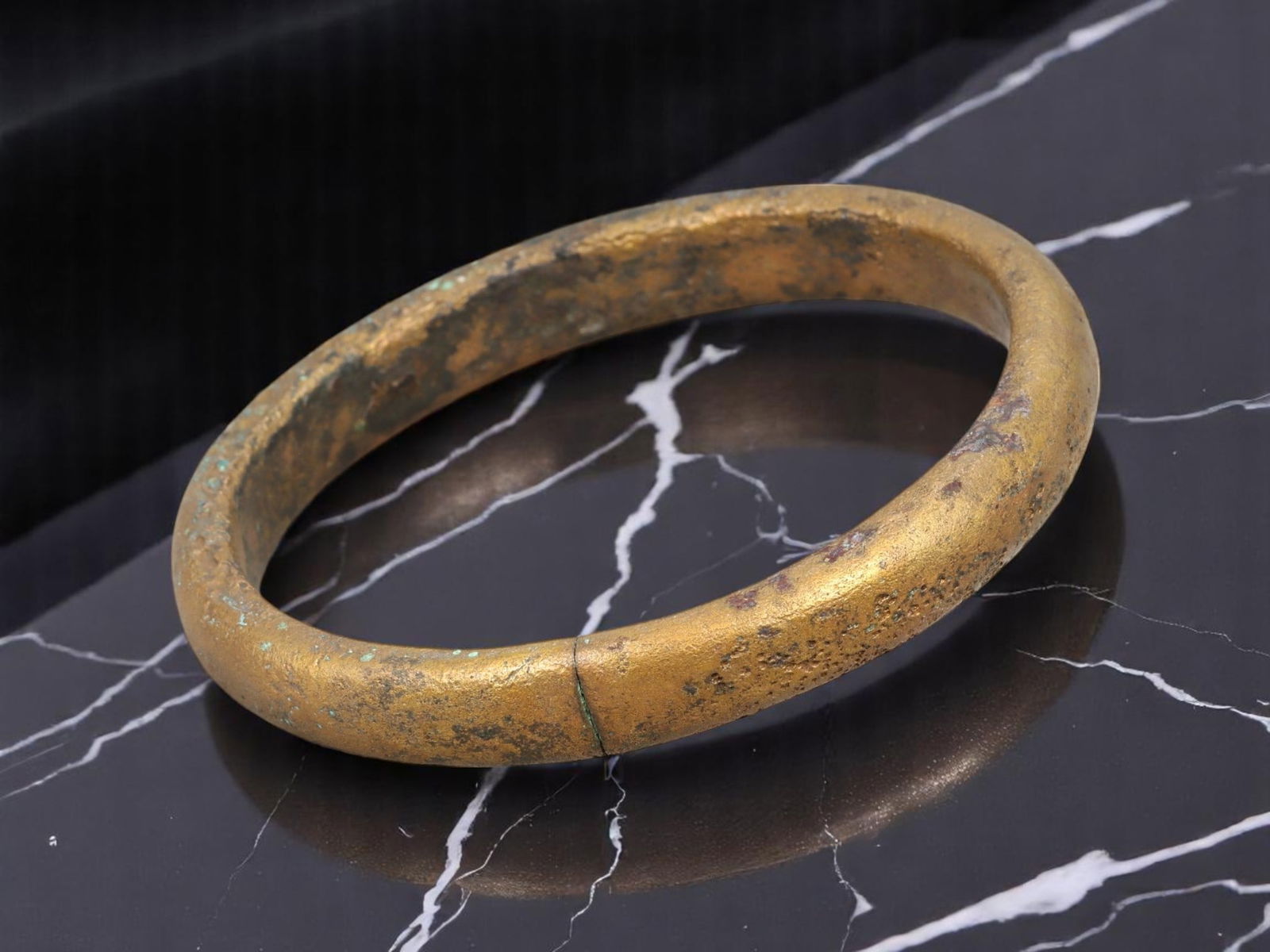 AFRICAN TRIBAL Bronze Ring Currency - Aged Oval Form with Patina (7.4 cm) (1 of 1)