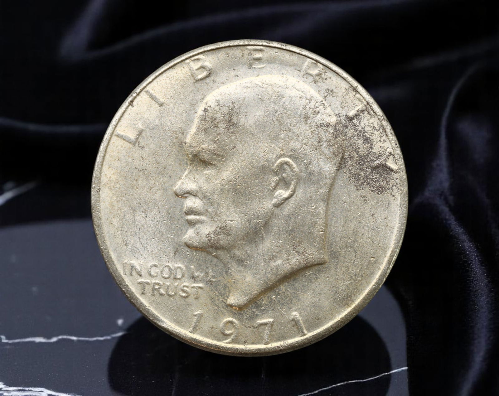 UNITED STATES: Apollo Legacy - Eisenhower Dollar Tribute Coin (Modern Striking), 1971 Style, 37mm (1 of 2)