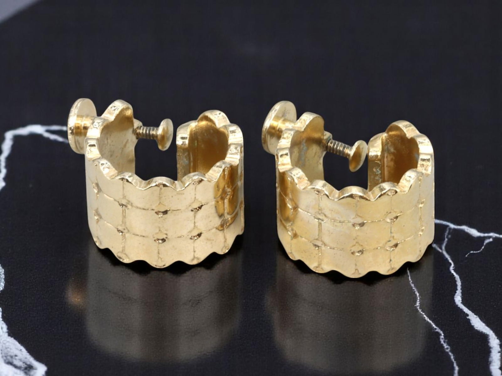 BOLD STATEMENT ERA: Sculptural Clip Earrings - Goldtone, Woven Brick Texture, 1.8x1.2cm (1 of 2)