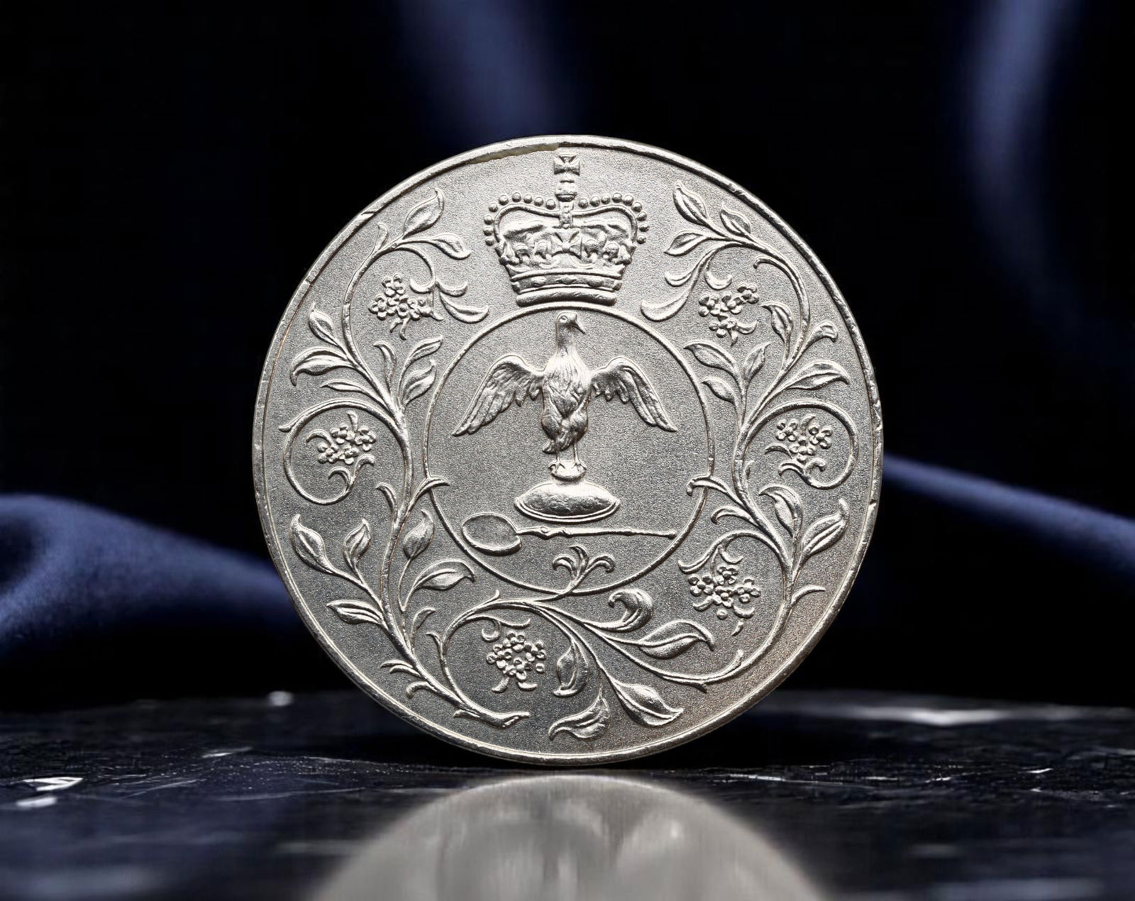 UNITED KINGDOM: Elizabeth II - Decimal Day Transition Crown Coin, 1971, 38mm