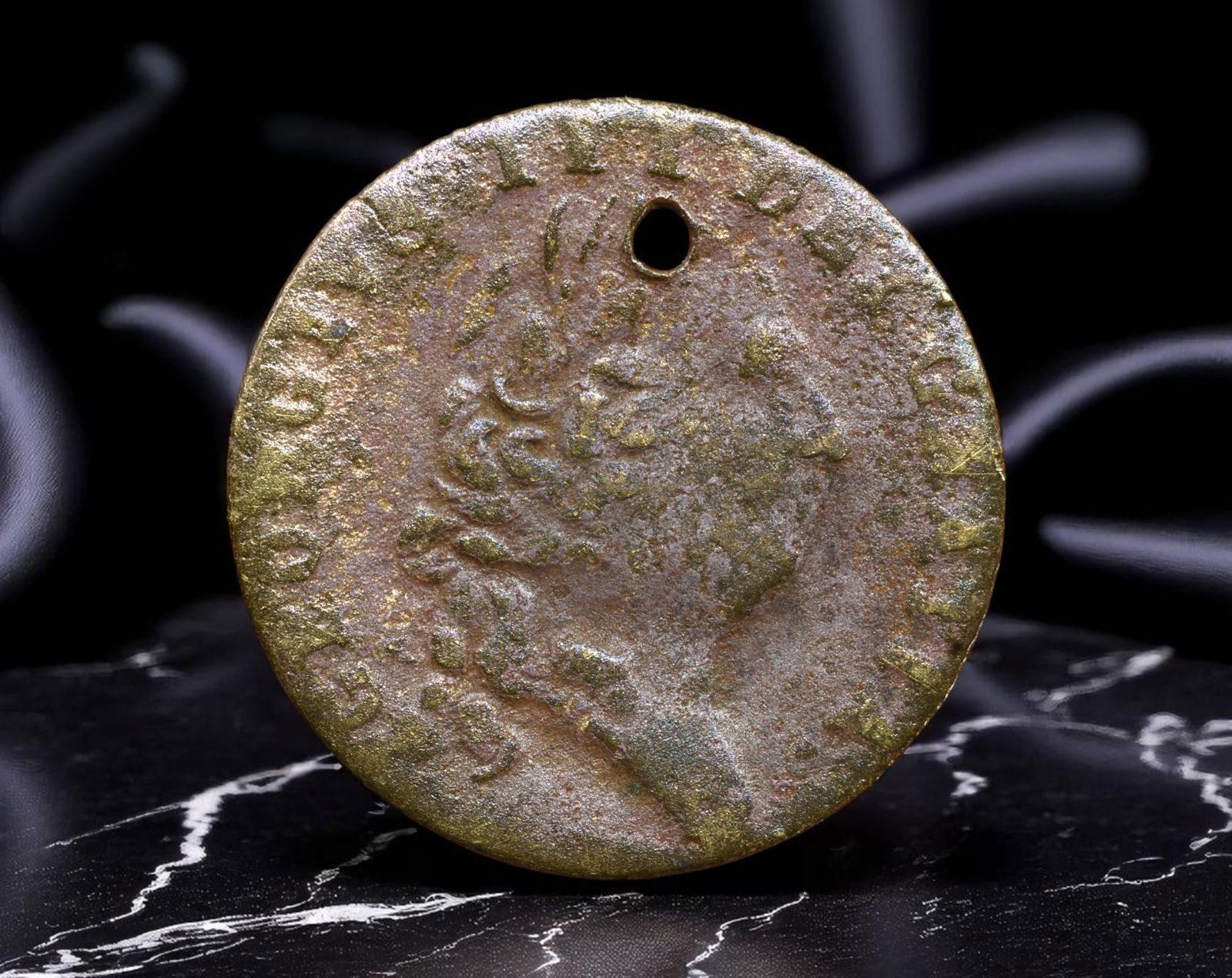 GREAT BRITAIN: George III - Loyalty and Arms Commemorative Jeton, 1790, 24mm (1 of 2)