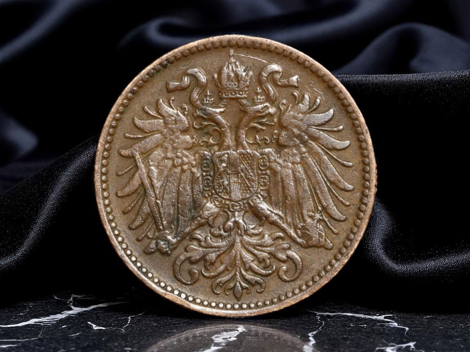 AUSTRIA: Emperor Franz Joseph I - Imperial Armorial 2 Heller Coin, 1897, 19mm (1 of 2)
