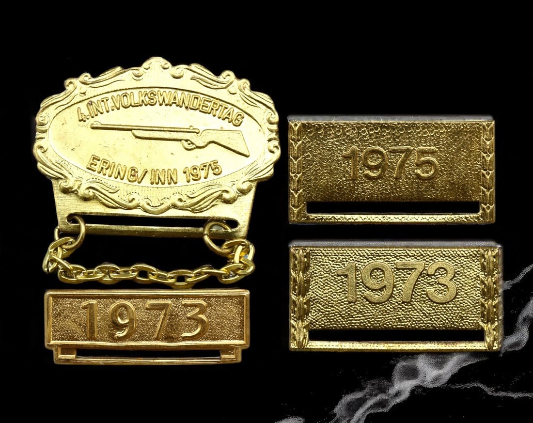 AUSTRIA: Ering/Inn - Volkswandertag Hiking Honor Badge Set, 1973-1975, 35-43mm: Issued for the 4th International People's Hiking Day (Volkswandertag) held in Ering am Inn in 1975, this assembled badge and date bar set honors participation in regional postwar alpine events promoti