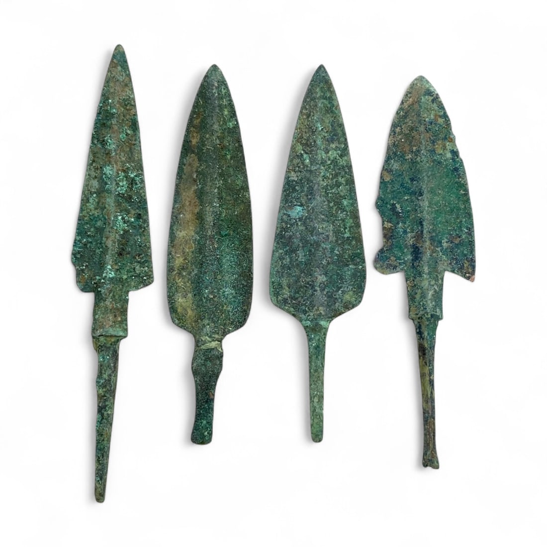 Ancient Luristan Bronze Arrowhead Set of Four, Leaf and Barbed Forms, c. 9th-7th Century BCE, 85g (1 of 2)