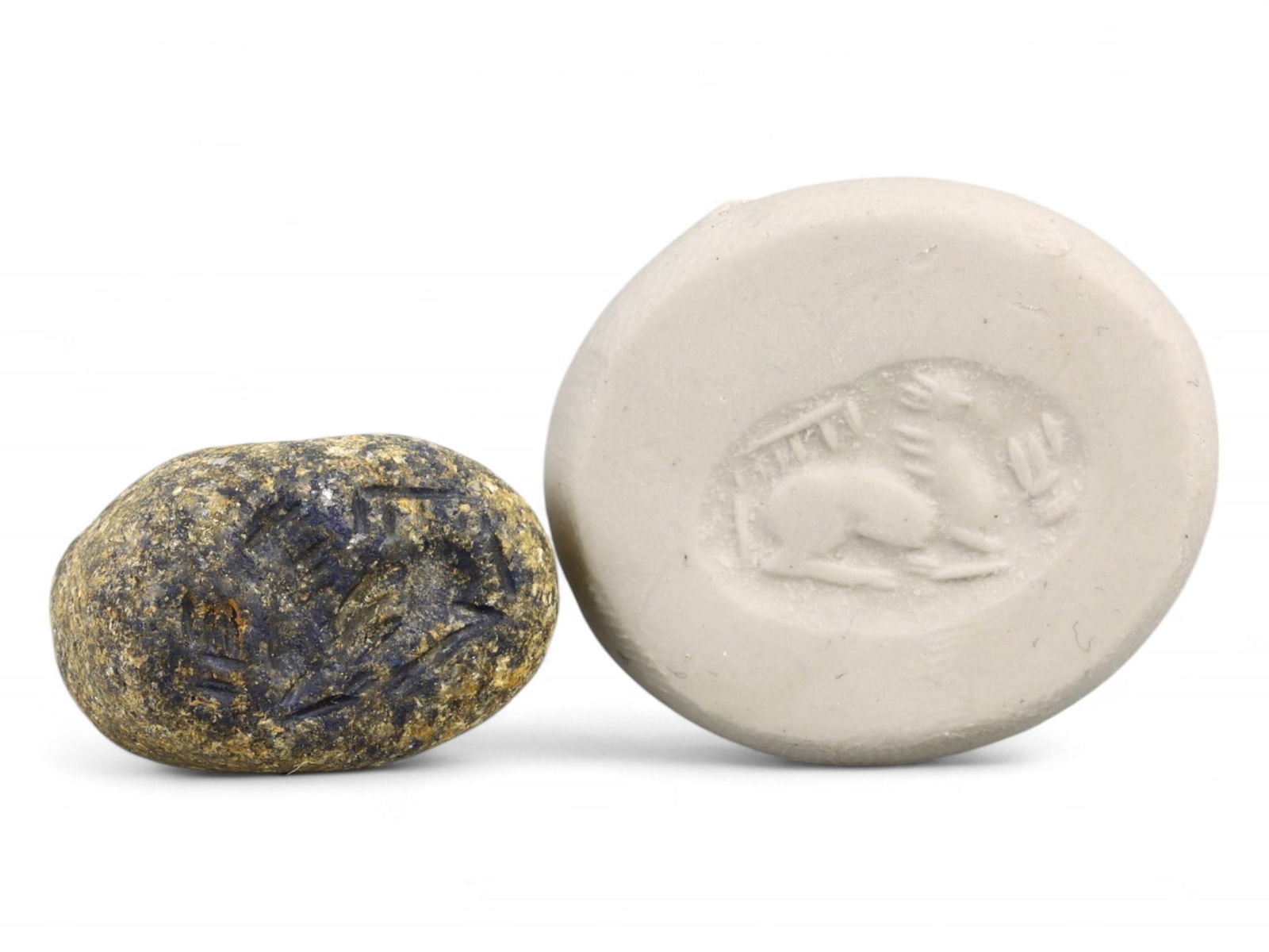 Ancient Elamite Reclining Animal and Divine Symbol Motif Lapis Lazuli Stamp Seal, 2500-1800 BCE, 10g: This rare Elamite hemispheric stamp seal, intricately carved from dense lapis lazuli, dates to the vibrant Elamite-Indus interaction period (c. 2500-1800 BCE). Its deeply incised image depicts a recli