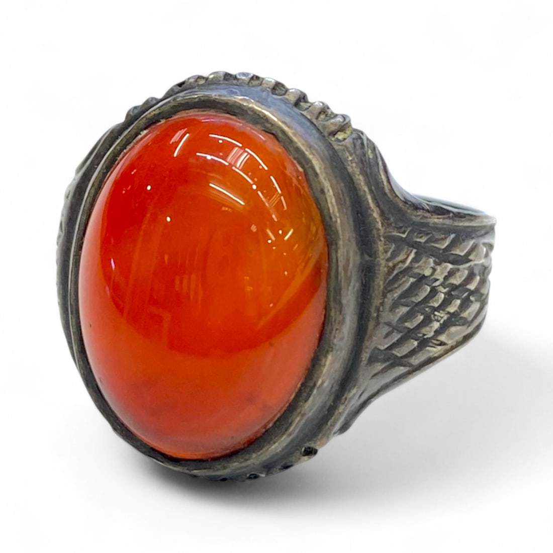 Vintage Mid-Century Silver Ring with Carnelian Cabochon and Crosshatch Shank, 5.4g (1 of 7)
