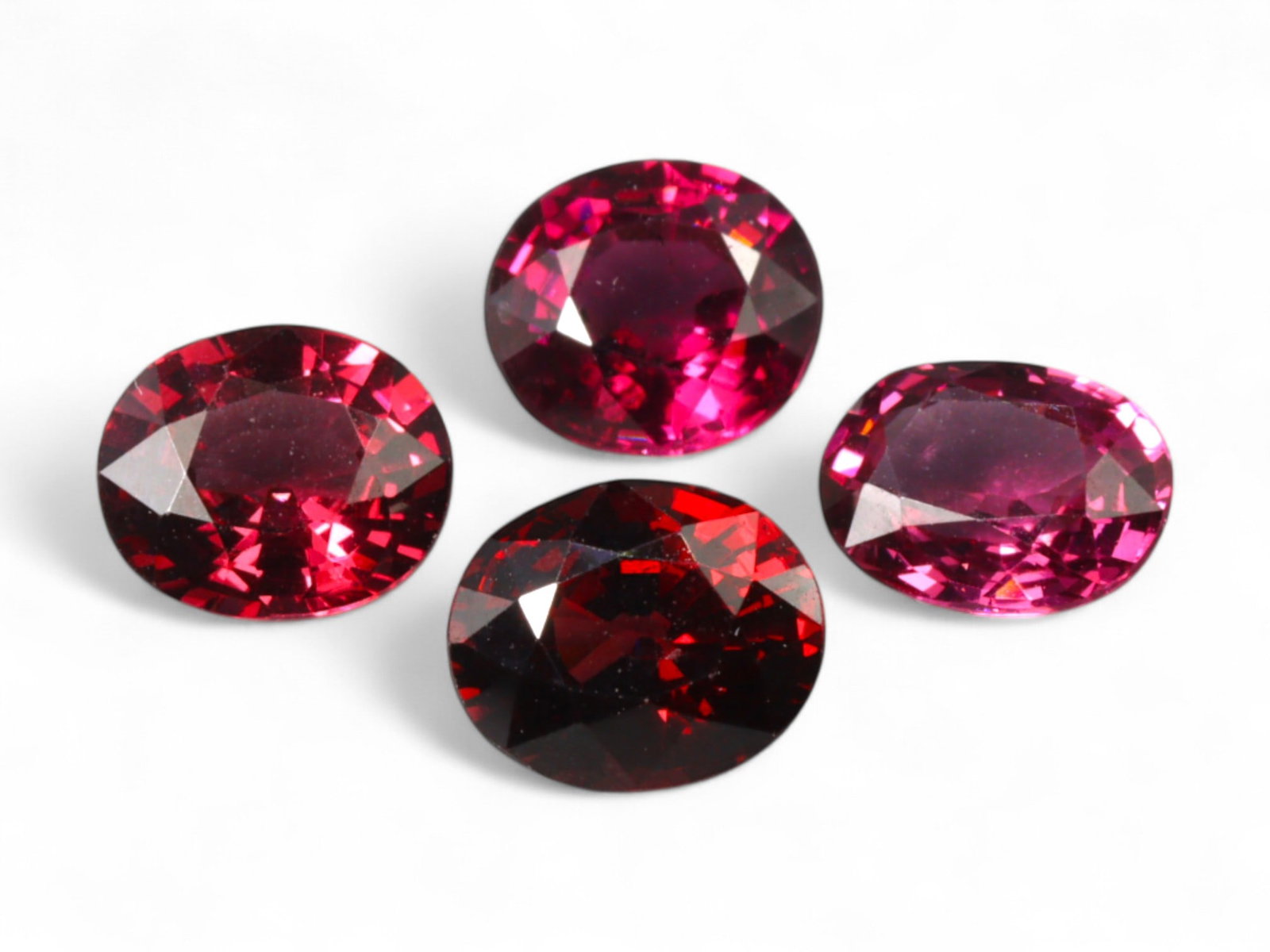 5.84 Carats Deep Raspberry Mahenge Garnet Lot - Natural Tanzanian Stones (1 of 2)