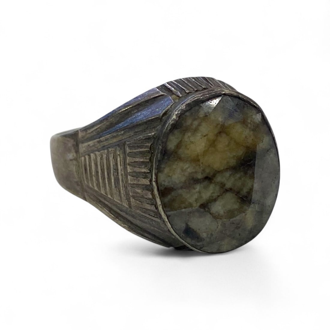 Antique Bedouin Geometric Engraved Agate Silver Ring, c. Early 20th Century, 7g, US 9.5 (1 of 4)