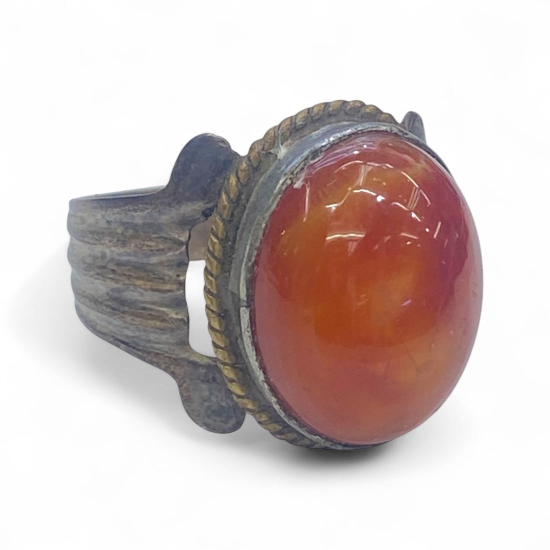 Antique Mid-20th Century Silver Ring with Orange-Red Carnelian and Braided Bezel, 6g (1 of 4)