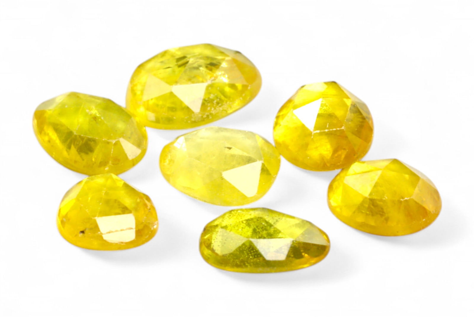 4.44 Carats Lemon Yellow Sapphire Lot - Natural Rose Cut Ceylon Stones: This cheerful collection of rose-cut yellow sapphires glows with bright lemon and daffodil tones, offering a lively and luminous presence. The gentle dome faceting reflects light with a soft sheen rat