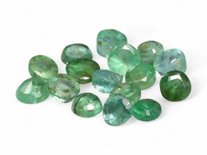 3.24 Carats Green Emerald Round Lot - Natural Zambian Stones: This parcel of round-cut Zambian emeralds displays a harmonious mix of medium to deep green tones, some with the bluish undertone for which the region is renowned. The gems feature a lively translucen