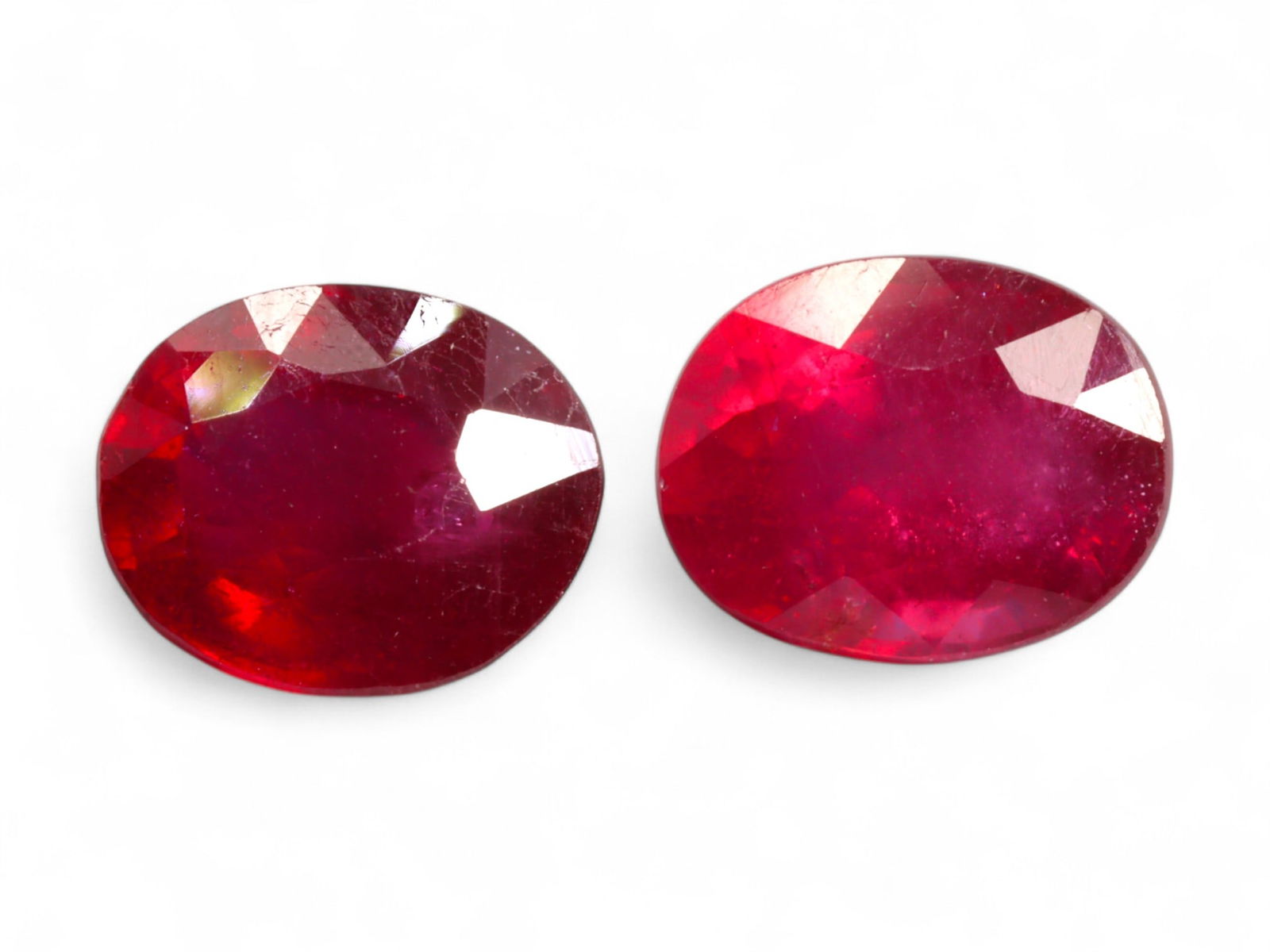 5.58 Carats Deep Red Ruby Duo - Natural Madagascar Stones (1 of 1)