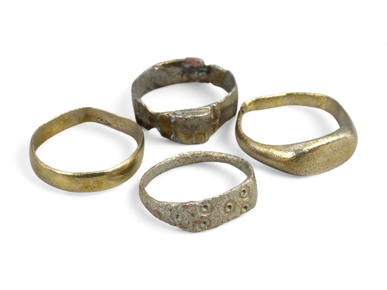 Ancient Roman Lot of Four Bronze Rings with Gilding, c. 2nd-4th Century CE, US 6.75-9, 10.8g (1 of 1)