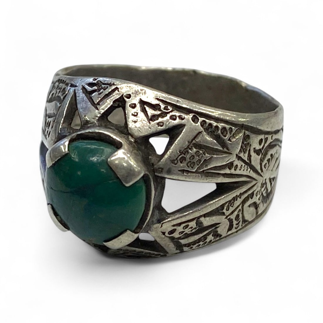 Antique Islamic Tribal Silver Ring with Deep Green Cabochon and Star Motifs, c. 20th Century, 6g (1 of 3)