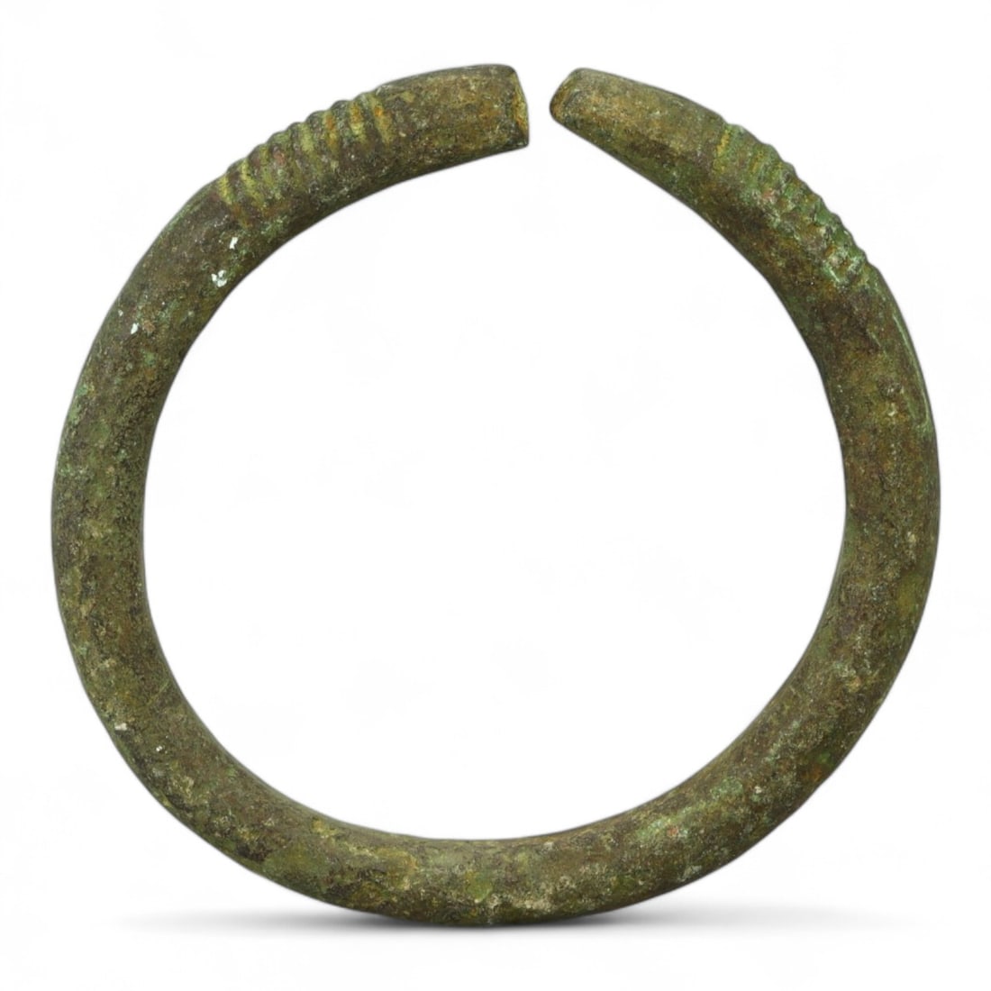 Ancient Celtic Ribbed Terminal Bronze Cuff Bracelet, c. 5th-3rd Century BCE, 52g (1 of 2)