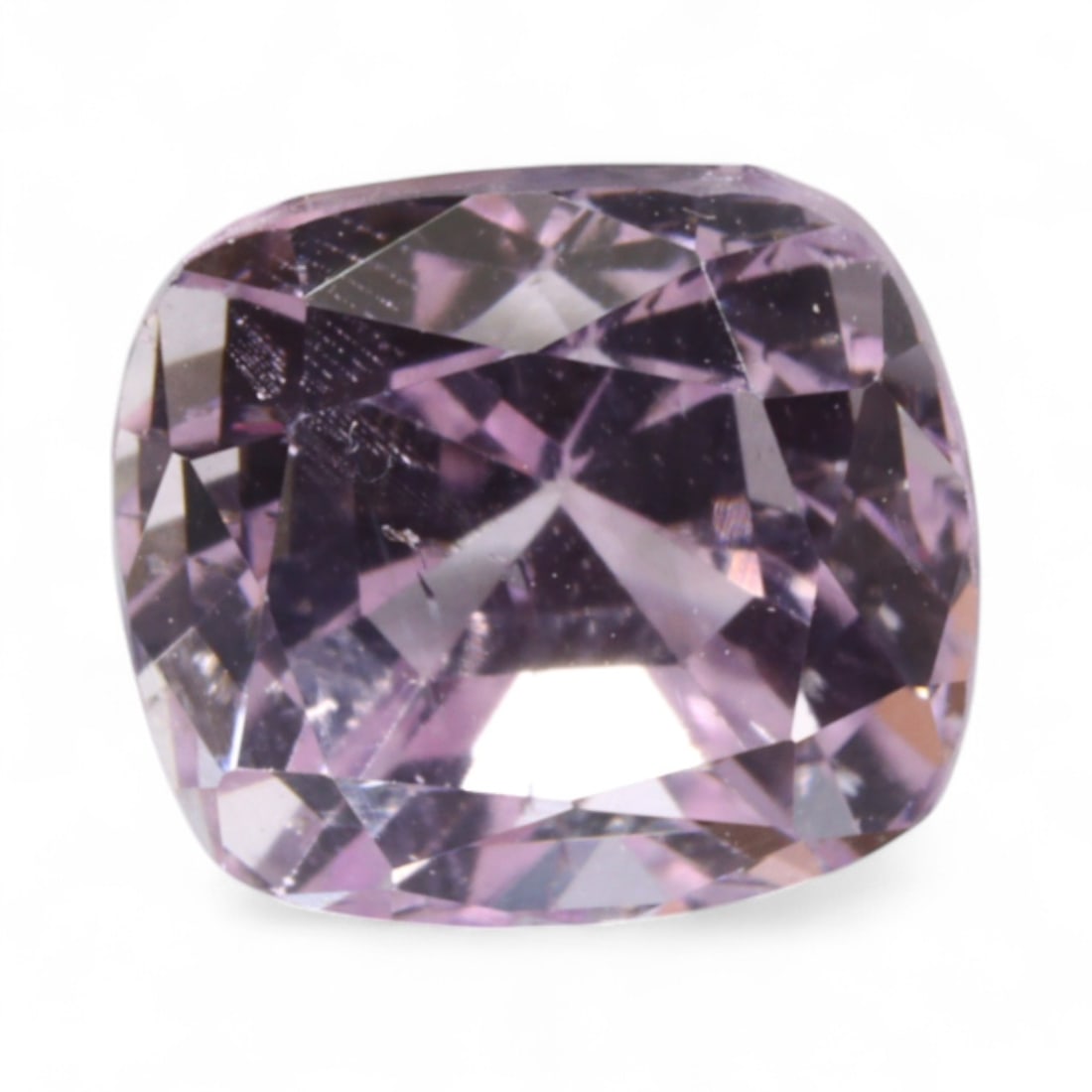 2.87 Carats Lavender-Pink Kunzite - Natural Loose Gemstone: This delicate kunzite glows with a graceful blend of lavender and soft pink tones, exuding a romantic pastel elegance that shifts subtly under light. Its clean faceting amplifies the gem's brilliance,