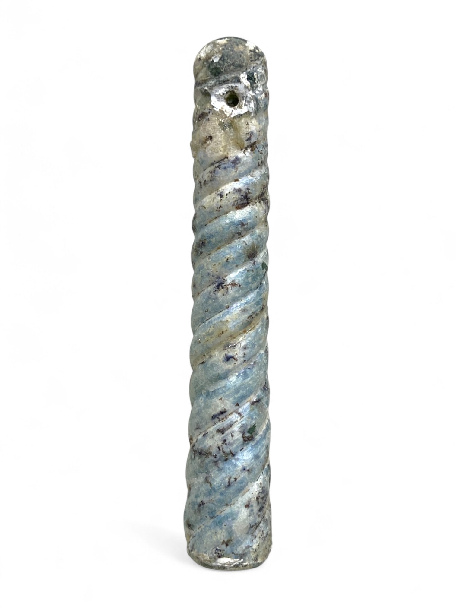 Ancient Roman Spiral-Twist Glass Pendant in Pale Blue, c. 1st-3rd Century CE, 15g: This elegant Roman glass pendant, dated to the 1st-3rd century CE, features a masterfully crafted spiral-twist body in pale blue glass, measuring approximately 7 cm in length and 1 cm in diameter. Wei