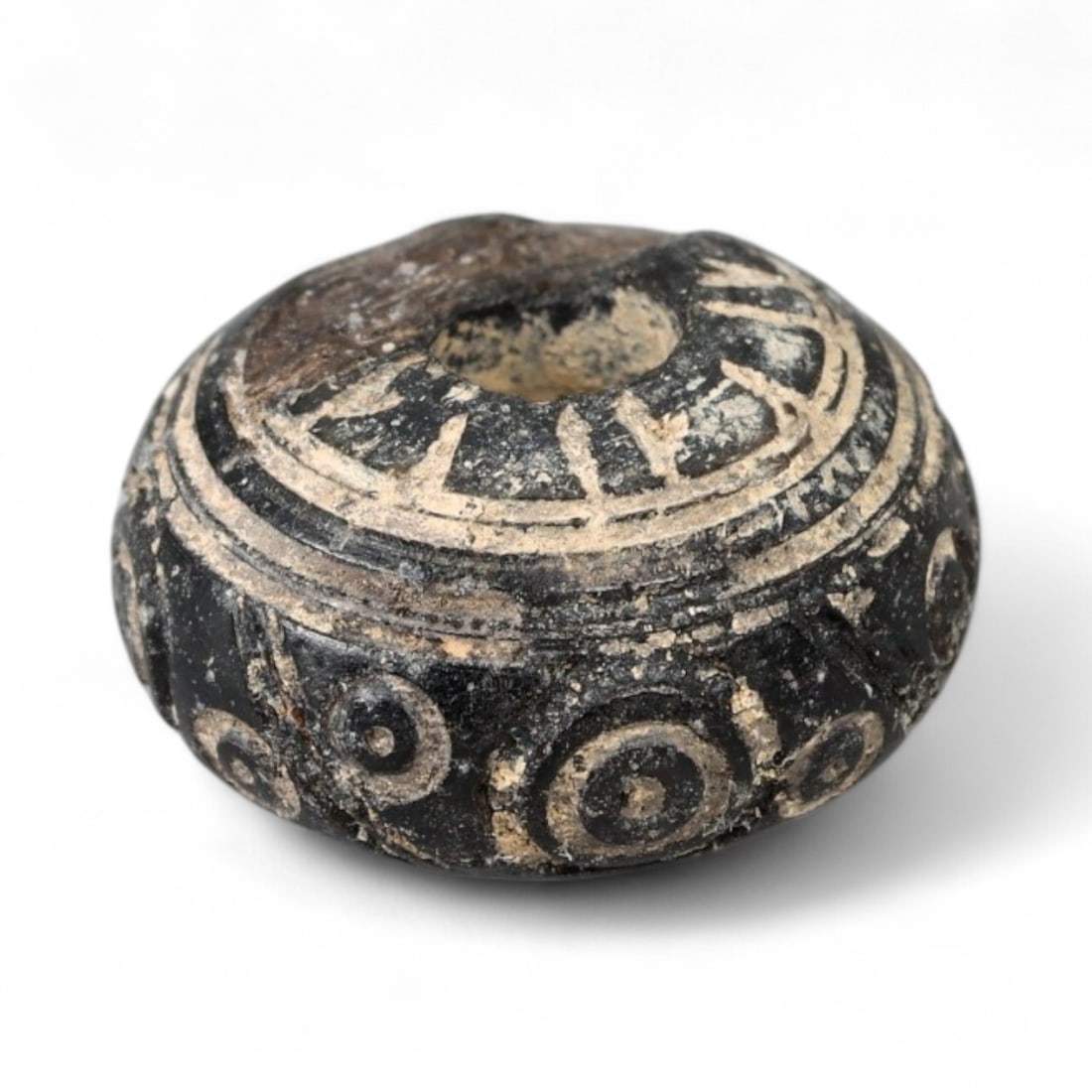 Ancient Near Eastern Decorated Black Stone Eye Bead, c. 3rd Millennium BCE, 1.2g (1 of 3)