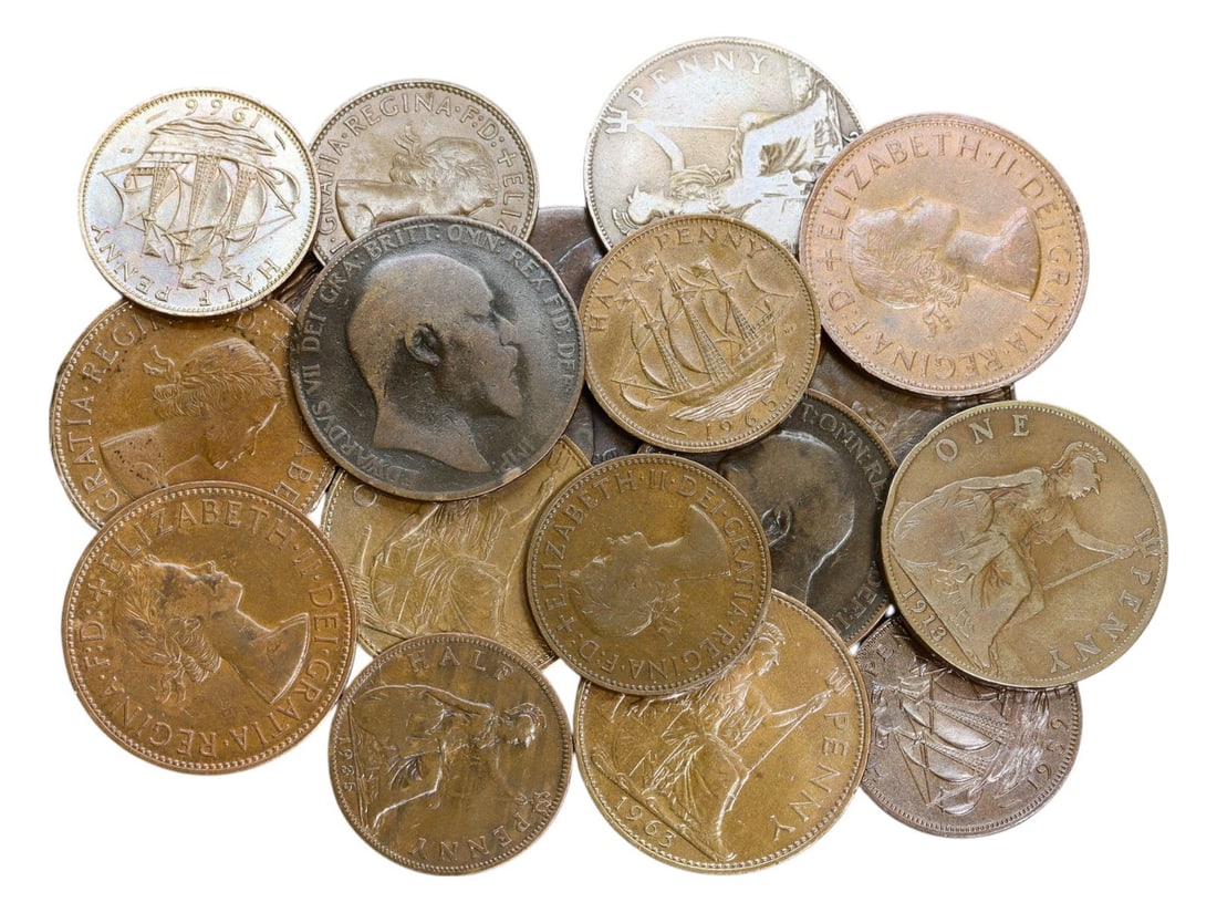 Post-Medieval British Penny and Half-Penny Coin Collection, c. 20th Century CE (1 of 1)