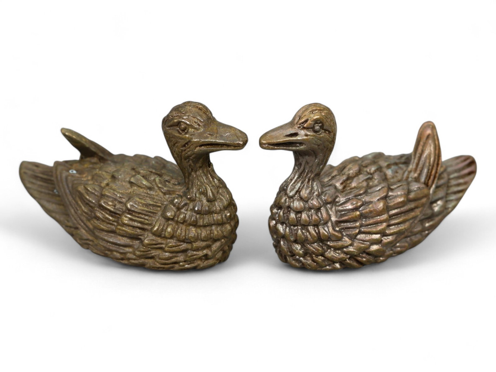 Vintage Thai Pair of Love Charm Mandarin Duck Amulets, Mid 20th Century, 27g: This charming pair of vintage Thai bronze mandarin ducks exemplifies a traditional Southeast Asian love talisman, widely recognized for their symbolism of fidelity, partnership, and marital harmony. C