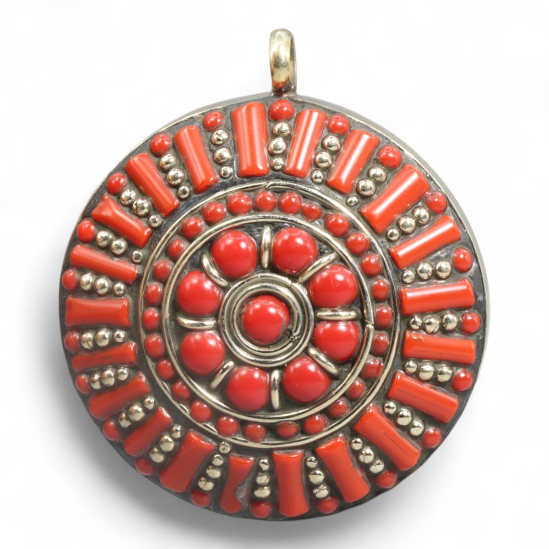 Tibetan Solar Mandala Red Coral Inlay Pendant Necklace, Himalayas Origin, 39g: This radiant Tibetan pendant channels the visual power of a solar mandala, composed of concentric rings of red coral and polished silver granules. The circular layout, centered on a rosette-style core